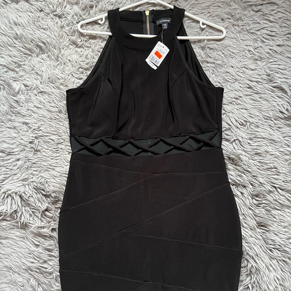 le chateau Dresses & Skirts - Black halter dress *$5 add on item*